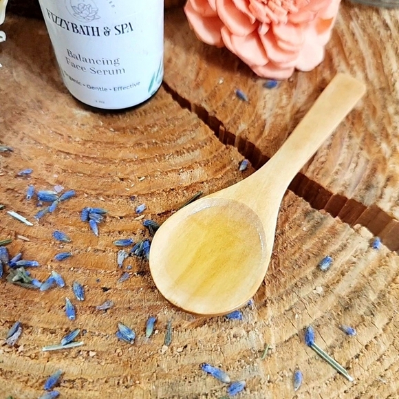 Handmade‎ balancing face serum (1 oz.) - Picture 3 of 5